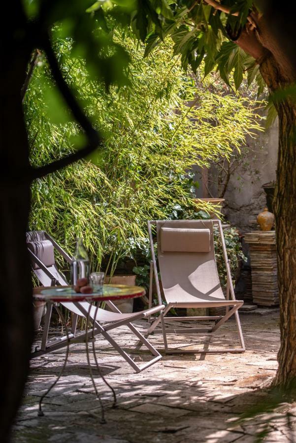 Maison Xixe Et Jardin En Intramuros Avignon Ngoại thất bức ảnh